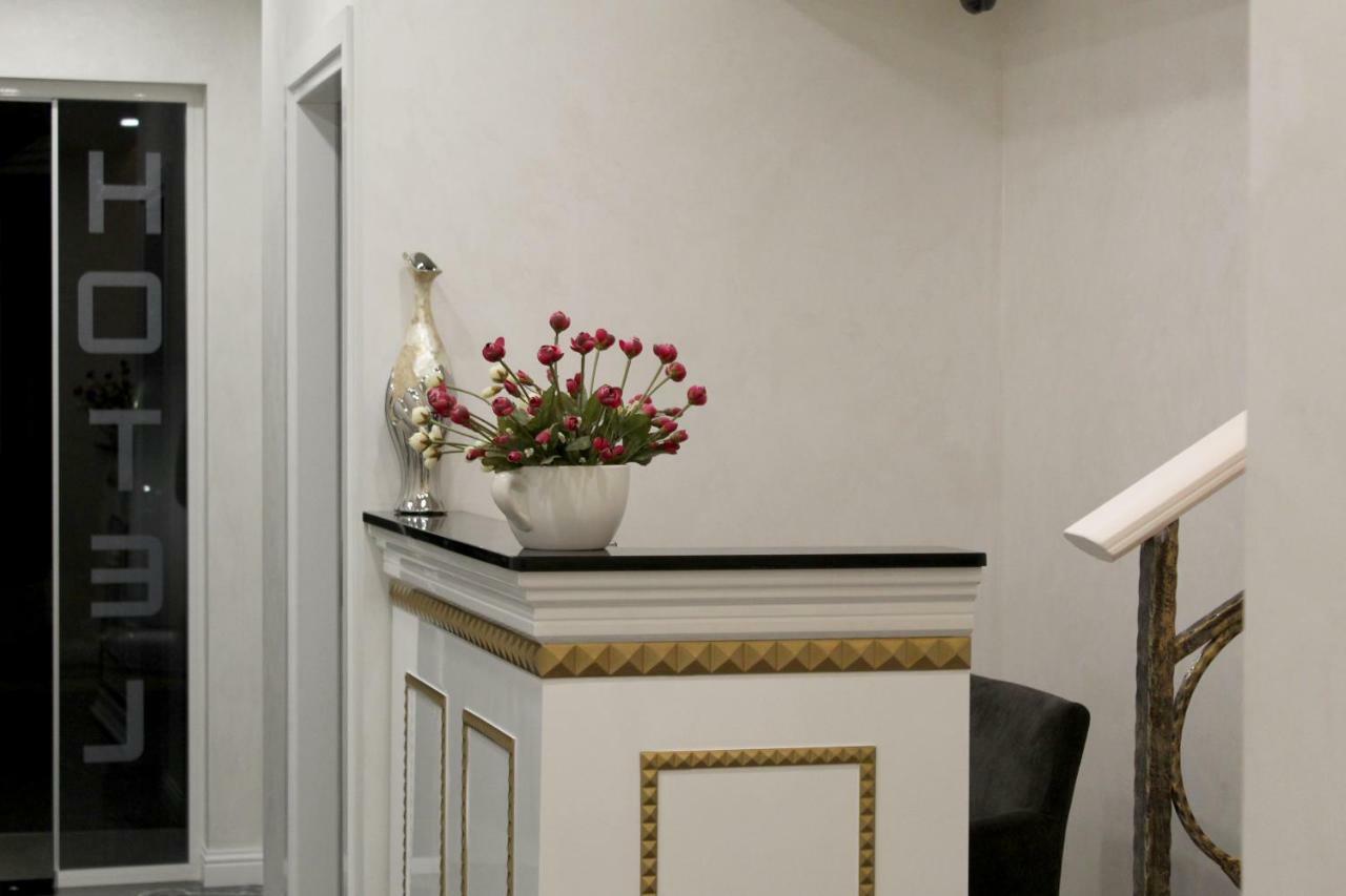 Ramel Hotel Tirana Zewnętrze zdjęcie