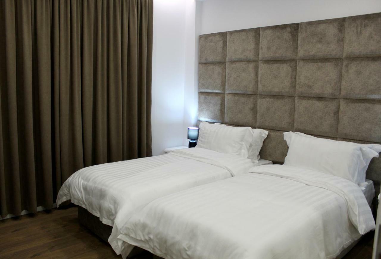 Ramel Hotel Tirana Zewnętrze zdjęcie